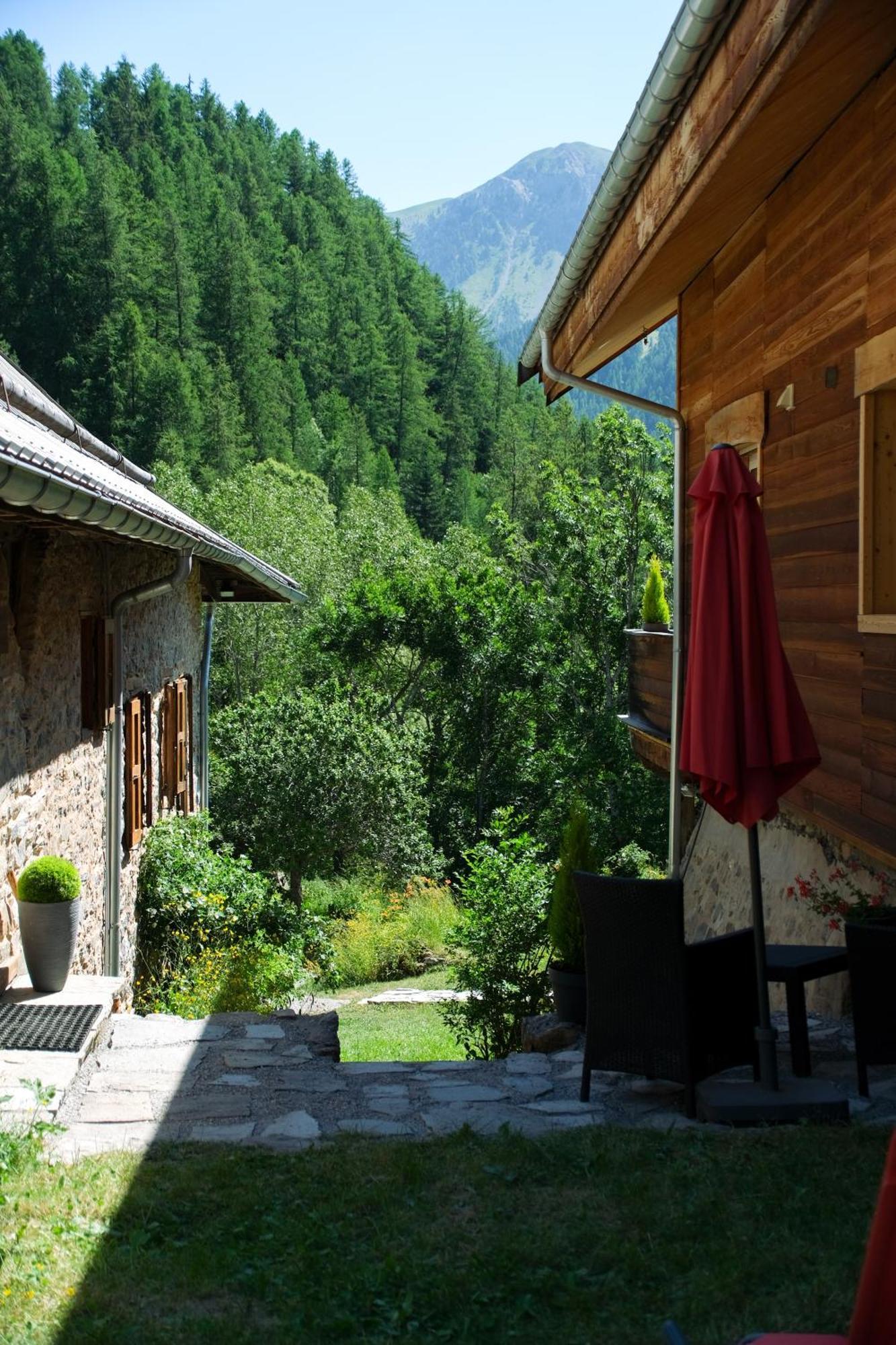 Le Cerf De La Lune Crots Exterior photo