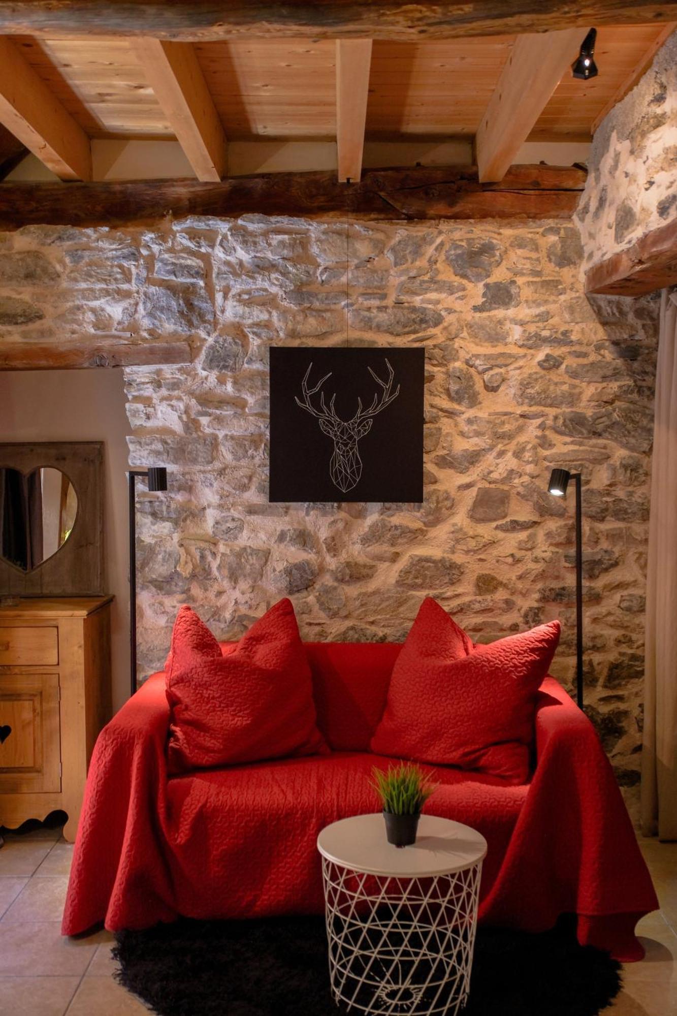 Le Cerf De La Lune Crots Exterior photo